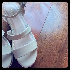 Steve Madden platform sandals